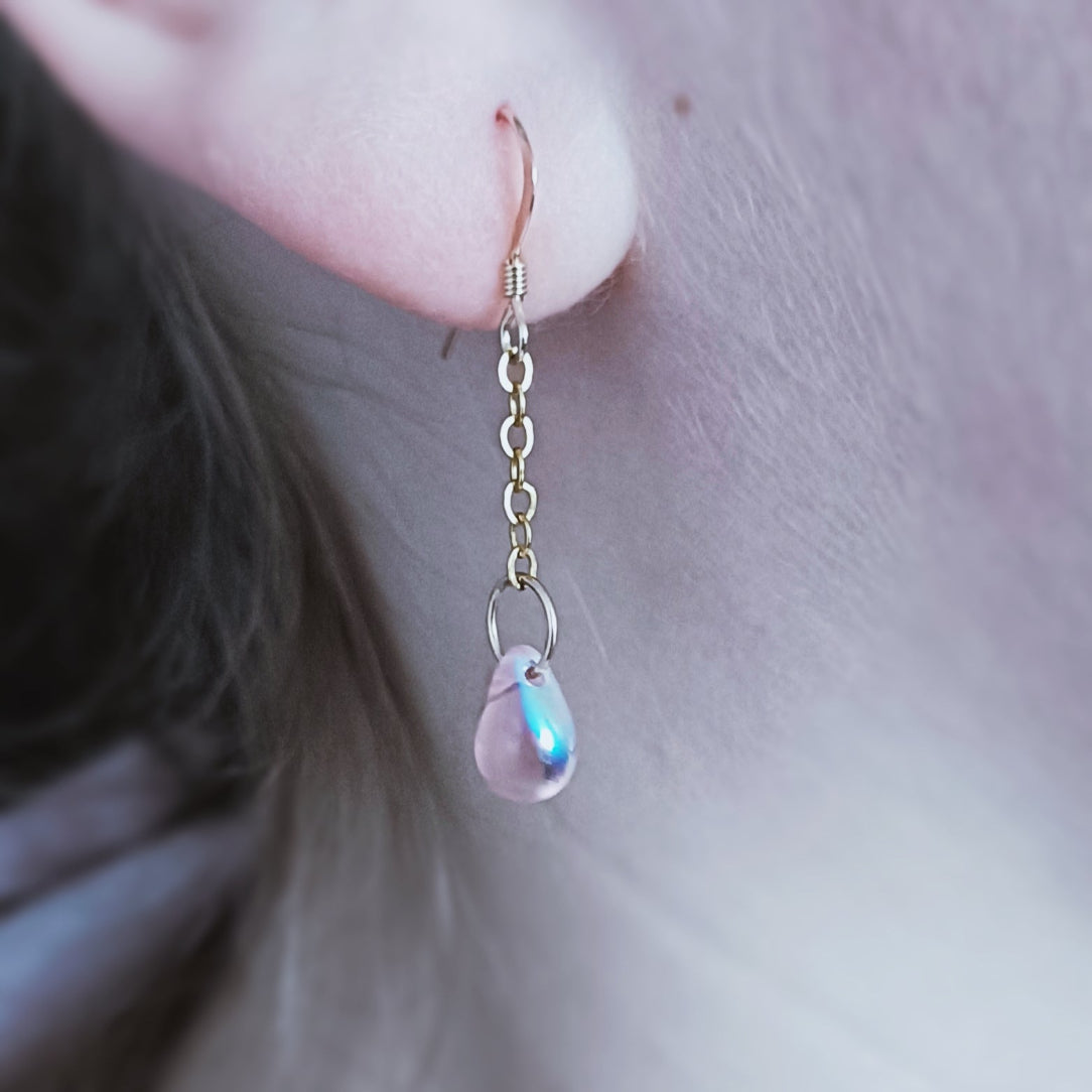 Boucles d'oreilles LOUISE or laminé et goutte rose