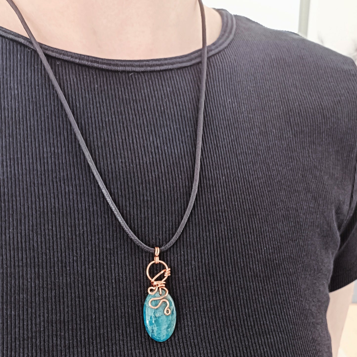 CÉLESTE Pendentif tressé - Apatite bleue