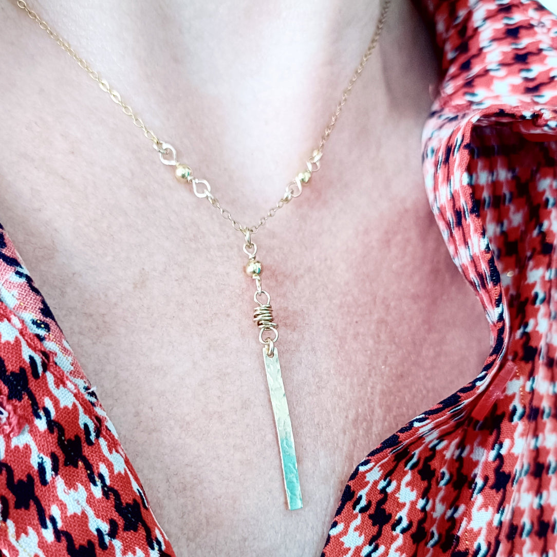 Collier Ben porté