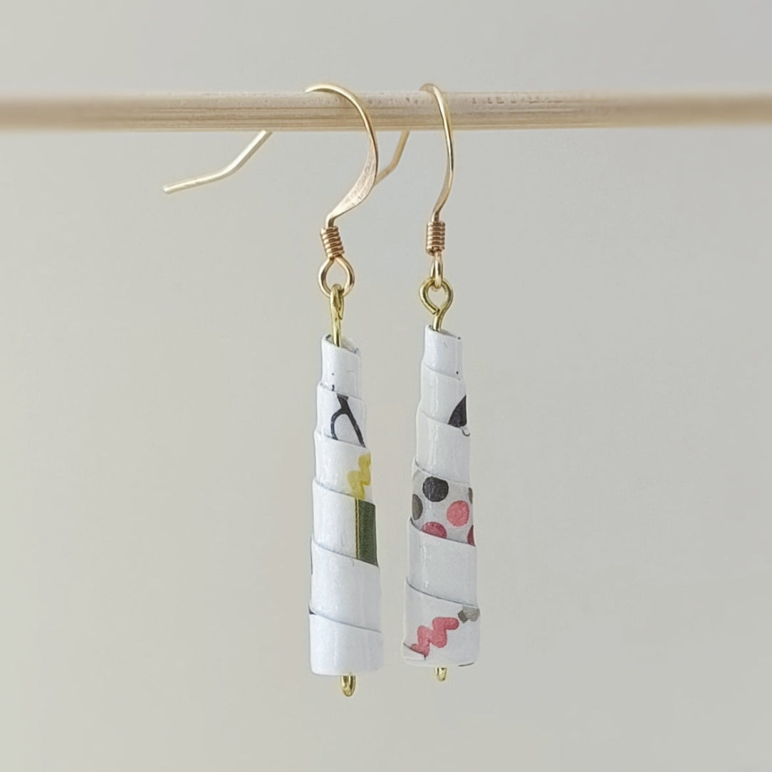 Boucles d'oreilles Splash papier blanc et touches de couleurs